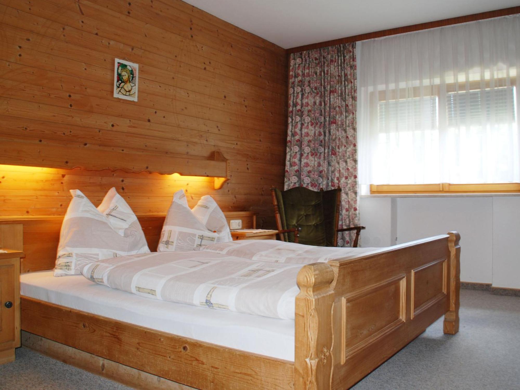 Ferienwohnung Frauenhoffer Mieming Pokoj fotografie